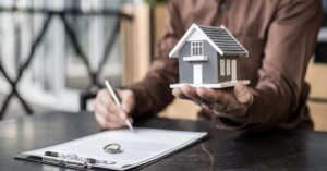 Fraccionalización inmobiliaria cómo invertir en propiedades premium con menos de 100 USD